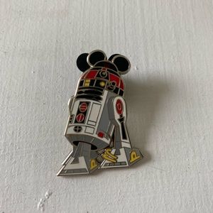 R2D2 wearing Mickey ears Disney Pin 2010